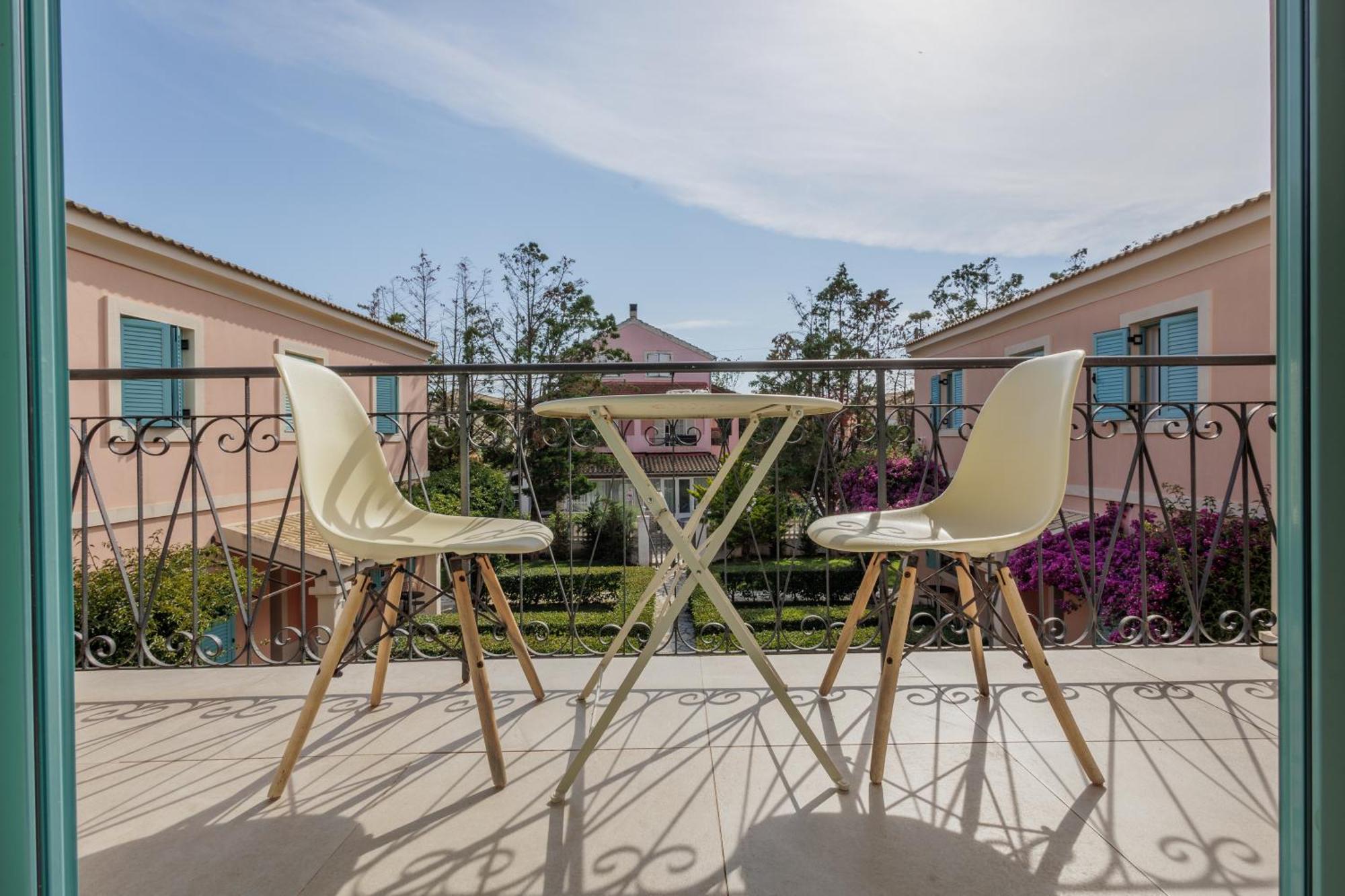 Satori Boutique Hotel Ахарави Екстериор снимка